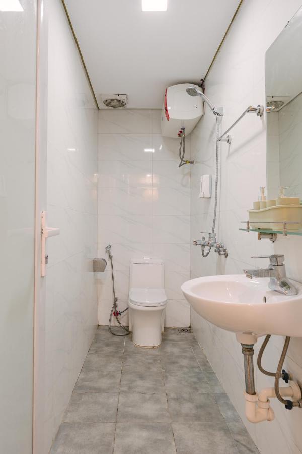 Delapong Homestay - 50M To Hoan Kiem Lake هانوي المظهر الخارجي الصورة